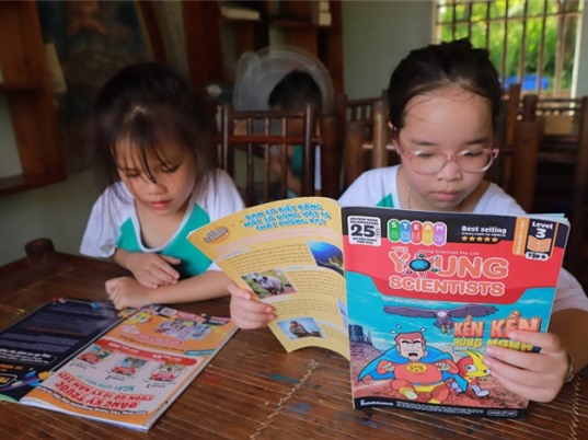 Ấn phẩm STEM dành cho học sinh phổ thông: Hành trình tìm độc giả
